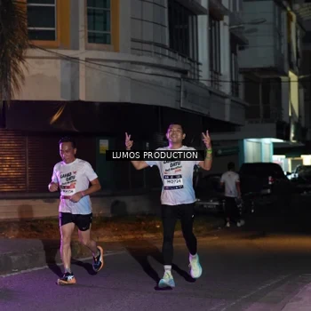Runner Photo 7981364