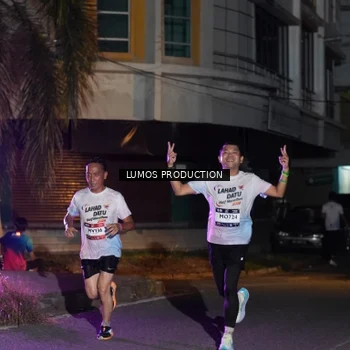 Runner Photo 7981365