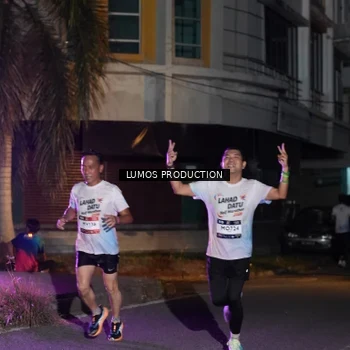 Runner Photo 7981370
