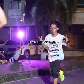 Runner Photo 7981483