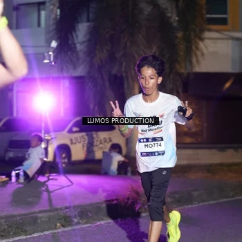 Runner Photo 7981484