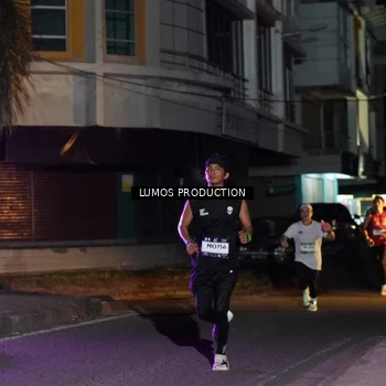 Runner Photo 7981494