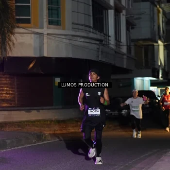 Runner Photo 7981495