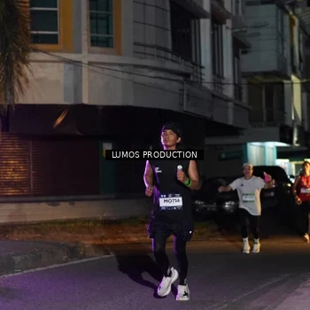 Runner Photo 7981499