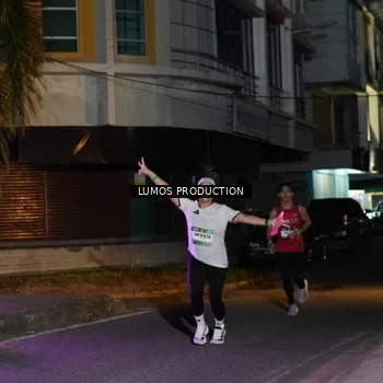 Runner Photo 7981538