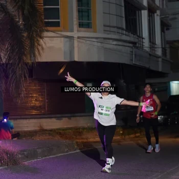 Runner Photo 7981548