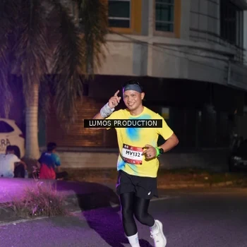Runner Photo 7981703