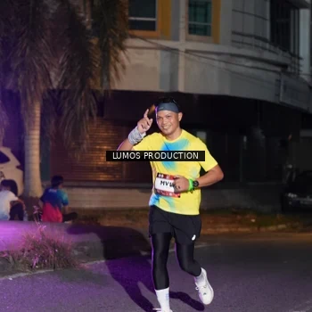 Runner Photo 7981704