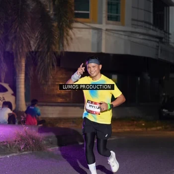 Runner Photo 7981705