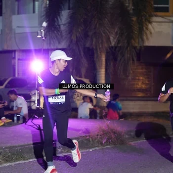 Runner Photo 7981738