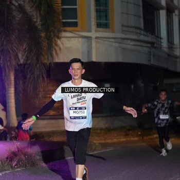 Runner Photo 7981761