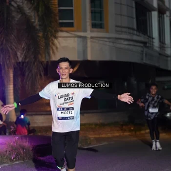Runner Photo 7981764