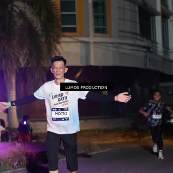 Runner Photo 7981766