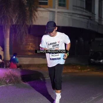 Runner Photo 7981833