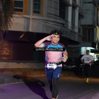Runner Photo 7981911