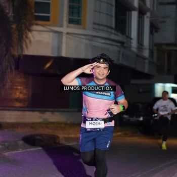 Runner Photo 7981913
