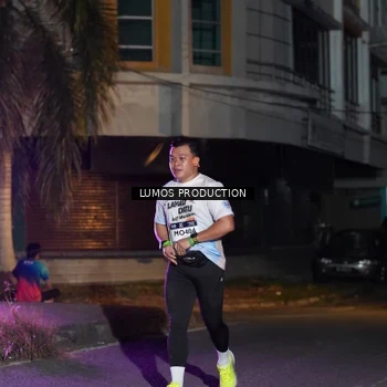 Runner Photo 7981944
