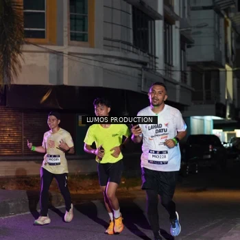 Runner Photo 7981962