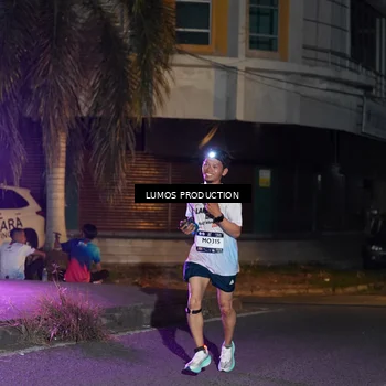 Runner Photo 7982009