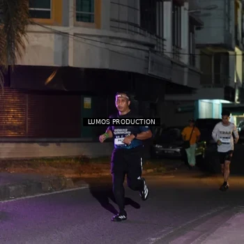 Runner Photo 7982045