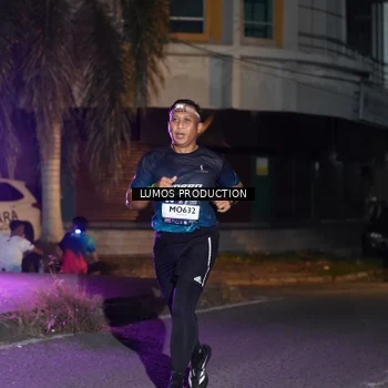 Runner Photo 7982055
