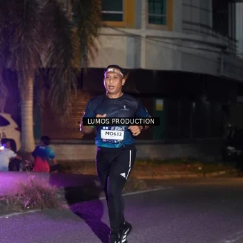 Runner Photo 7982057