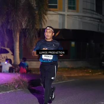Runner Photo 7982063