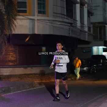 Runner Photo 7982068