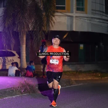 Runner Photo 7982114