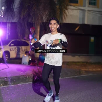 Runner Photo 7982215