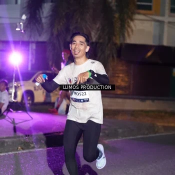 Runner Photo 7982223