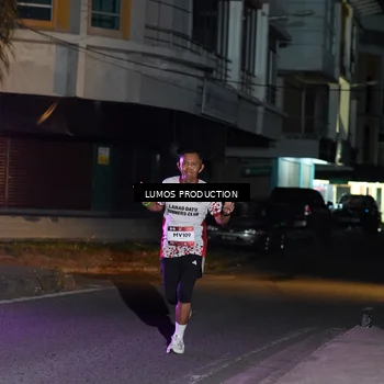 Runner Photo 7982236