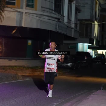 Runner Photo 7982238