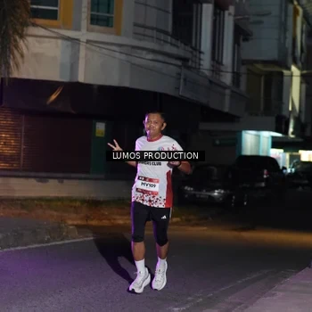 Runner Photo 7982240