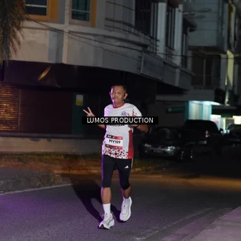 Runner Photo 7982242