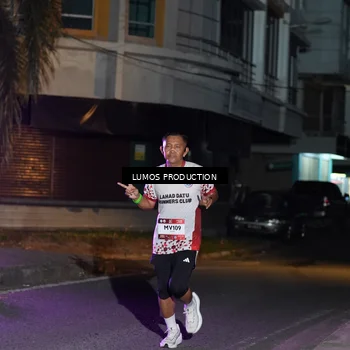 Runner Photo 7982251