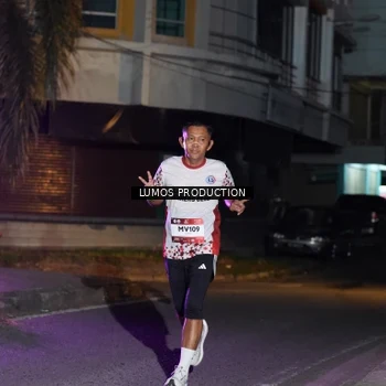 Runner Photo 7982256