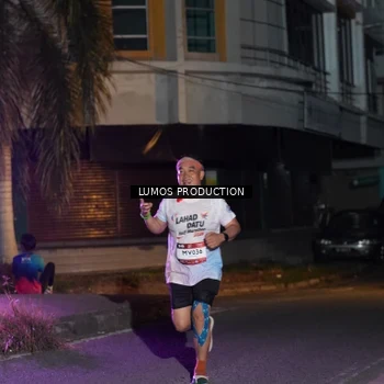 Runner Photo 7982272
