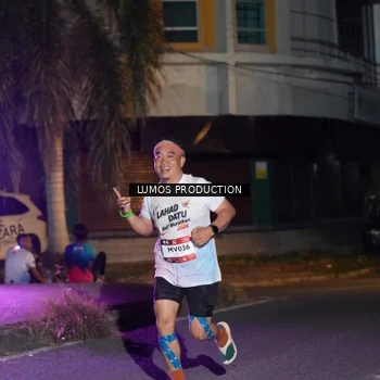 Runner Photo 7982282