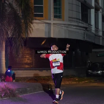 Runner Photo 7982331