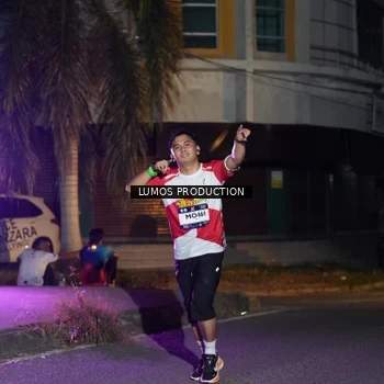 Runner Photo 7982337