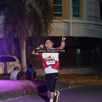 Runner Photo 7982340