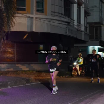 Runner Photo 7982350