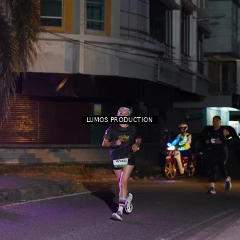 Runner Photo 7982362