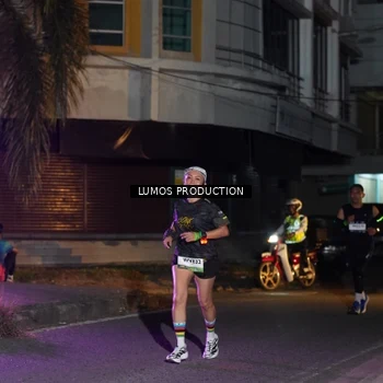 Runner Photo 7982363