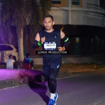Runner Photo 7982411
