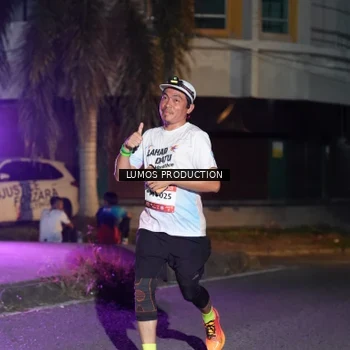 Runner Photo 7982518