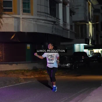 Runner Photo 7982543