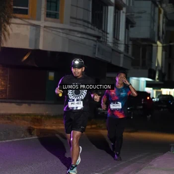Runner Photo 7982676
