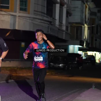 Runner Photo 7982683